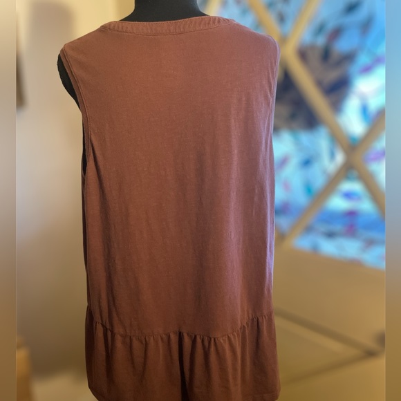 Tank top - Picture 2 of 2